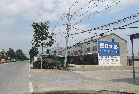 紫云如何能保证墙体广告的醒目性？